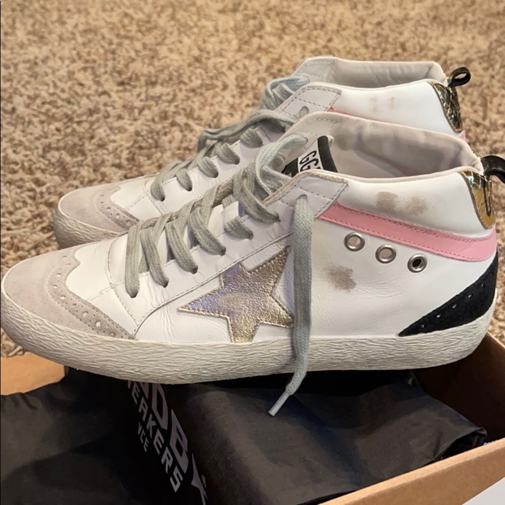 Golden Goose Mid Star Sneakers